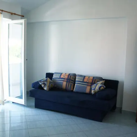 Leo Apartment Petrcane